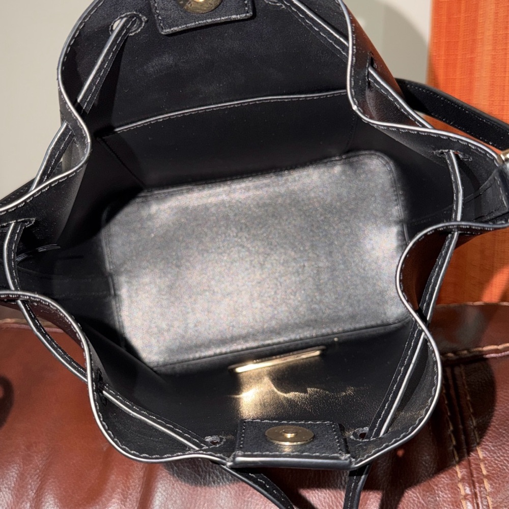‼️Michael Kors Black Leather Eden Bucket Bag Shoulder Bag - Picture 10 of 10